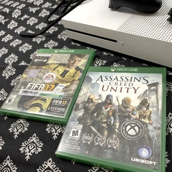 Xbox One Bundle - Picture 6 of 6